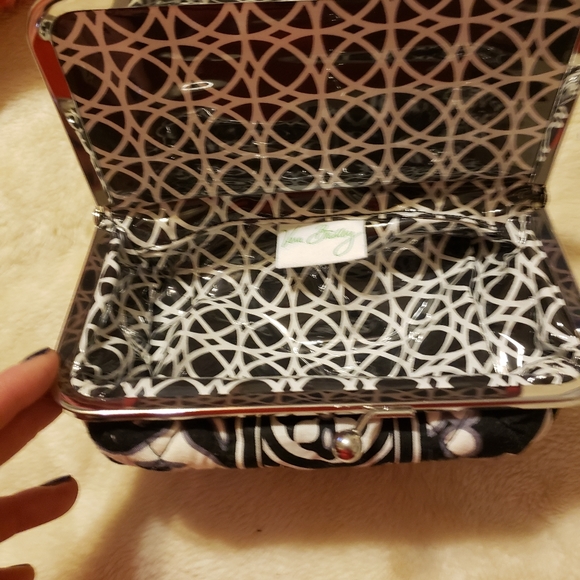 Vera Bradley clutch - Picture 3 of 3
